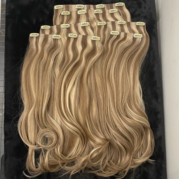 BELLAMI Accessories Bellami Seamless Hair Extensions In 26